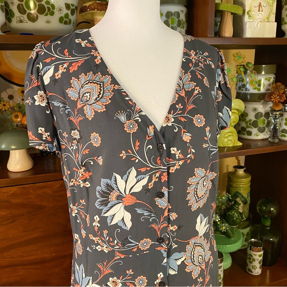 NWT Loft Sz 10 Button Dress